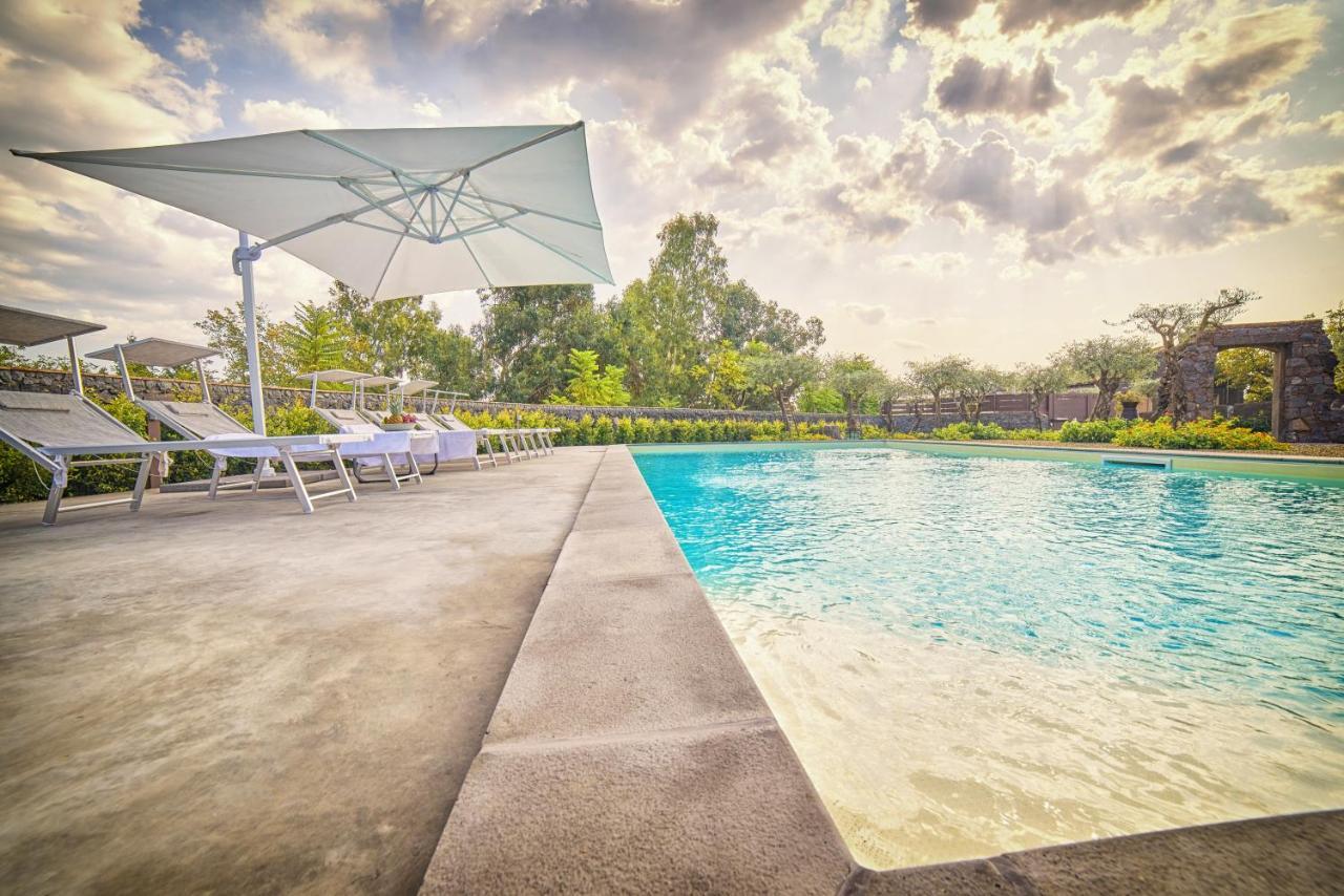 Aparthotel Il Casale Di Monacella Santa Venerina Exteriér fotografie