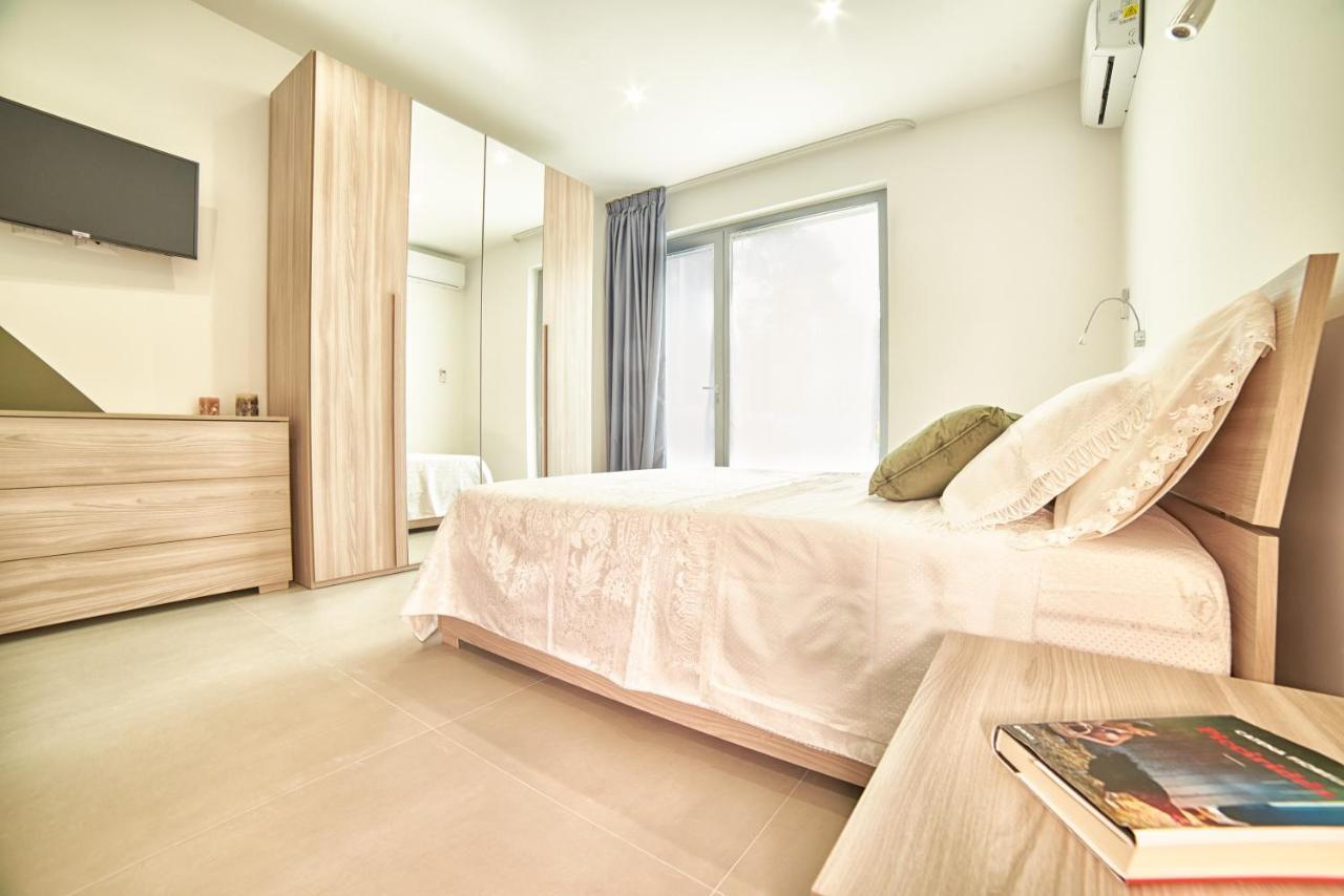 Aparthotel Il Casale Di Monacella Santa Venerina Exteriér fotografie